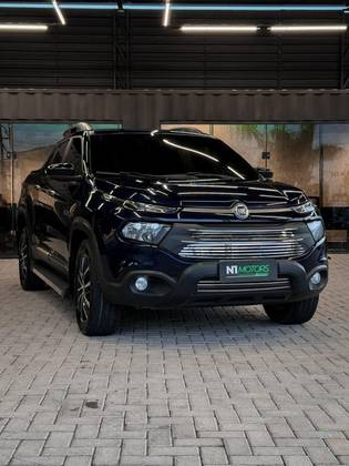 FIAT TORO 2.0 16V TURBO DIESEL ULTRA 4WD AT9 FIAT TORO 2.0 16V TURBO DIESEL ULTRA 4WD AT9